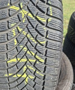 Bridgestone LM005 215/60R16 99H Zimska DOT 24