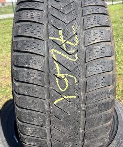 Pirelli SOTTOZERO 3 235/45R18 98V Zimska DOT 4519