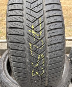 Pirelli SOTTOZERO 3 255/35R19 96H Zimska DOT 4120