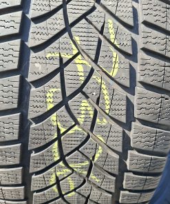 Goodyear UG performance + 255/50R19 105T Zimska DOT 22