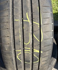 Pirelli P Zero 225/40R19 93Y Letna DOT 3619