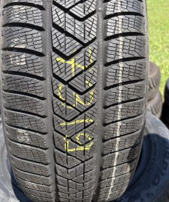 Pirelli Scorpion, nova 235/55R19 101T Zimska DOT 4321