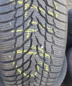Nokian WR SNOWPROOF 215/60R16 99H Zimska DOT 22