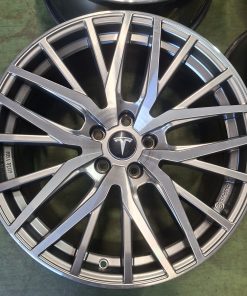 AEZ Tesla 9.5x19 5X114.3 ET45