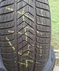 SZ3 235/45R18 98V Zimska DOT 19